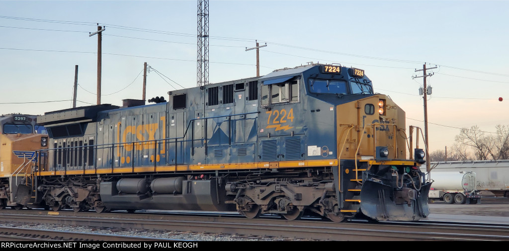 Up Close to CSX 7224